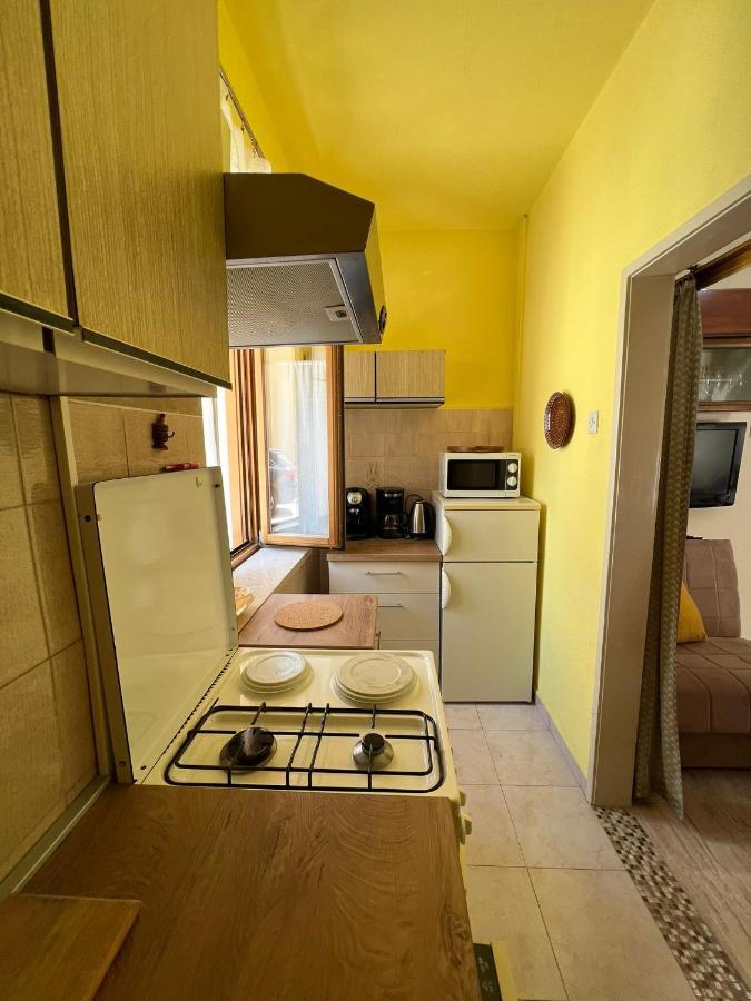 The Green House - 20M From The Beach Новиград Екстериор снимка