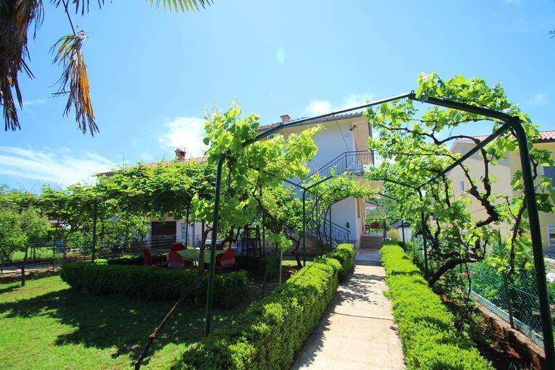 The Green House - 20M From The Beach Новиград Стая снимка