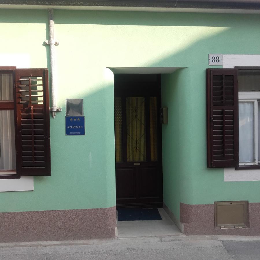 The Green House - 20M From The Beach Новиград Екстериор снимка